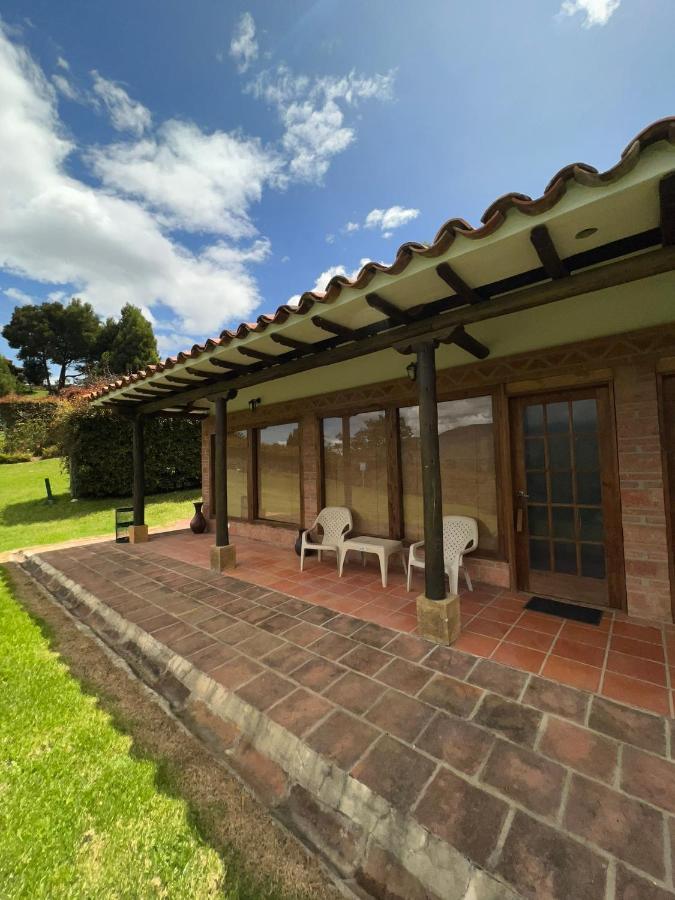 Hotel, Bungalows, Chalet Y Cabanas Aventura Park Villa De Leyva La Periquera 外观 照片